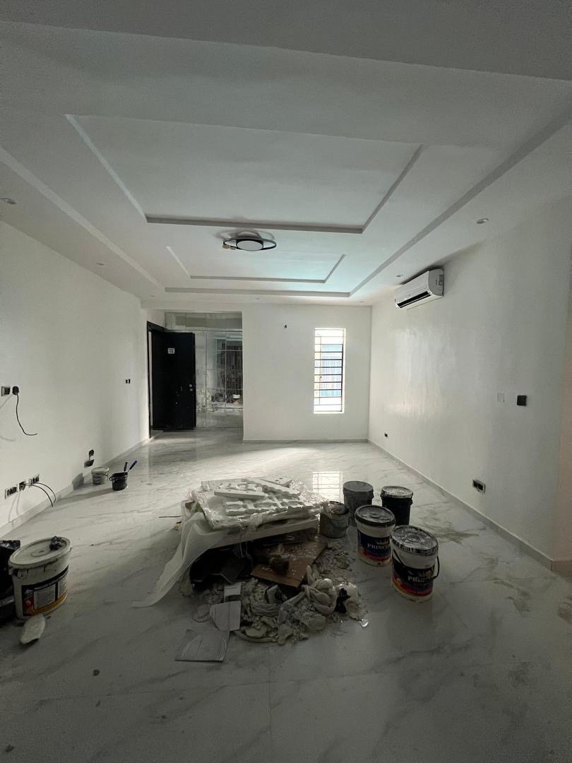 2 Bedroom Apartment - Image 2