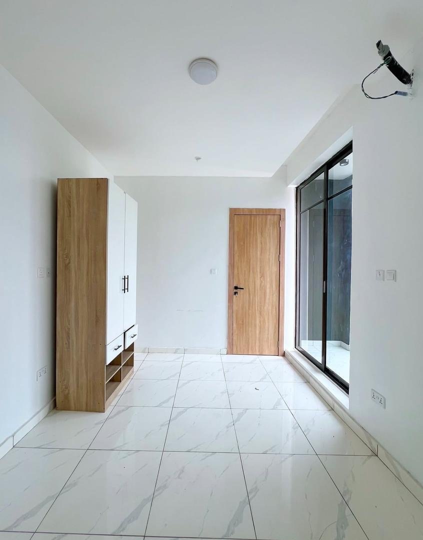 2 Bedroom Apartment With Communal Gym - Image 6
