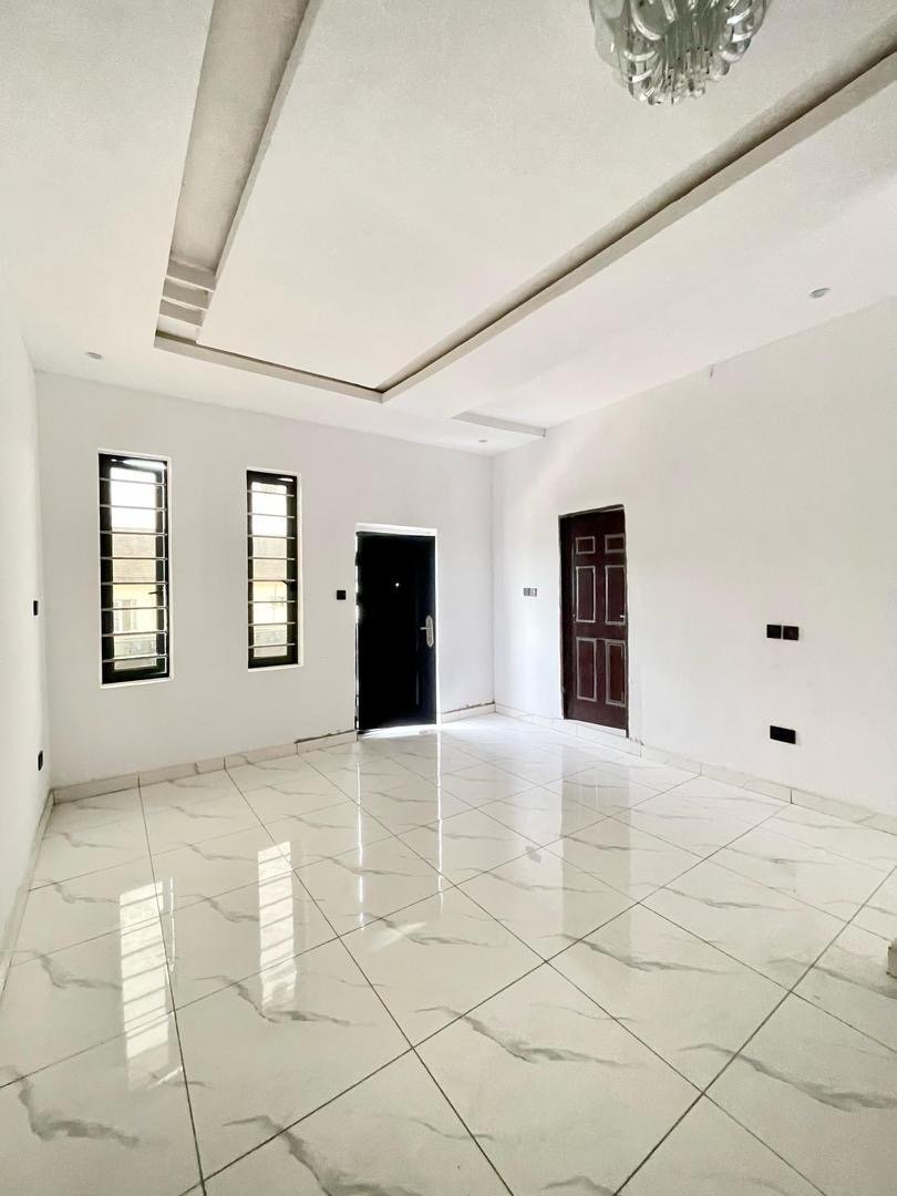 3 Bed Terrace Duplex - Image 7