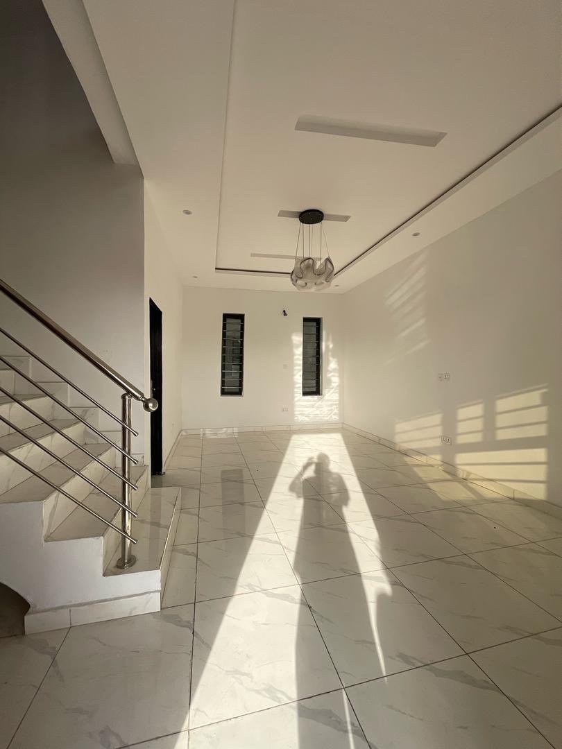 3 Bedroom Terrace Duplex - Image 3