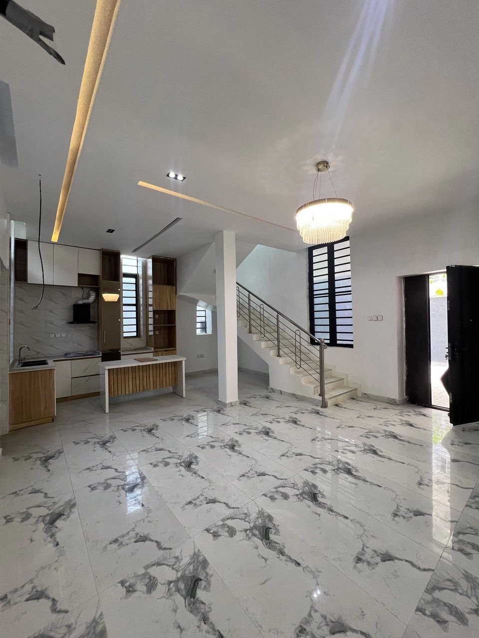 3 Bedroom Terrace Duplex - Image 4