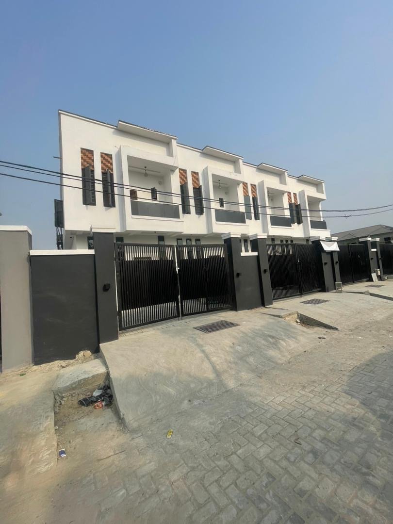 3 Bedroom Terraced Duplex In A Serene Neighborhood