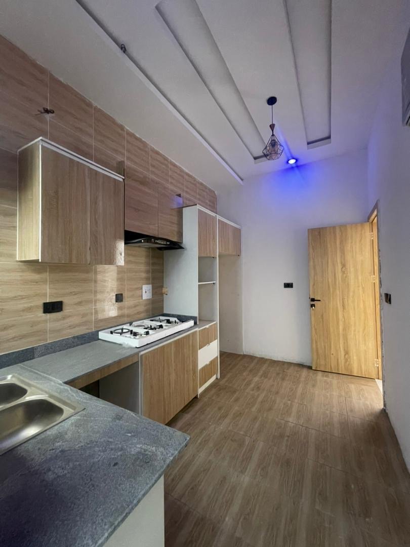 3 Bedroom Terraced Duplex In A Serene Neighborhood - Image 8