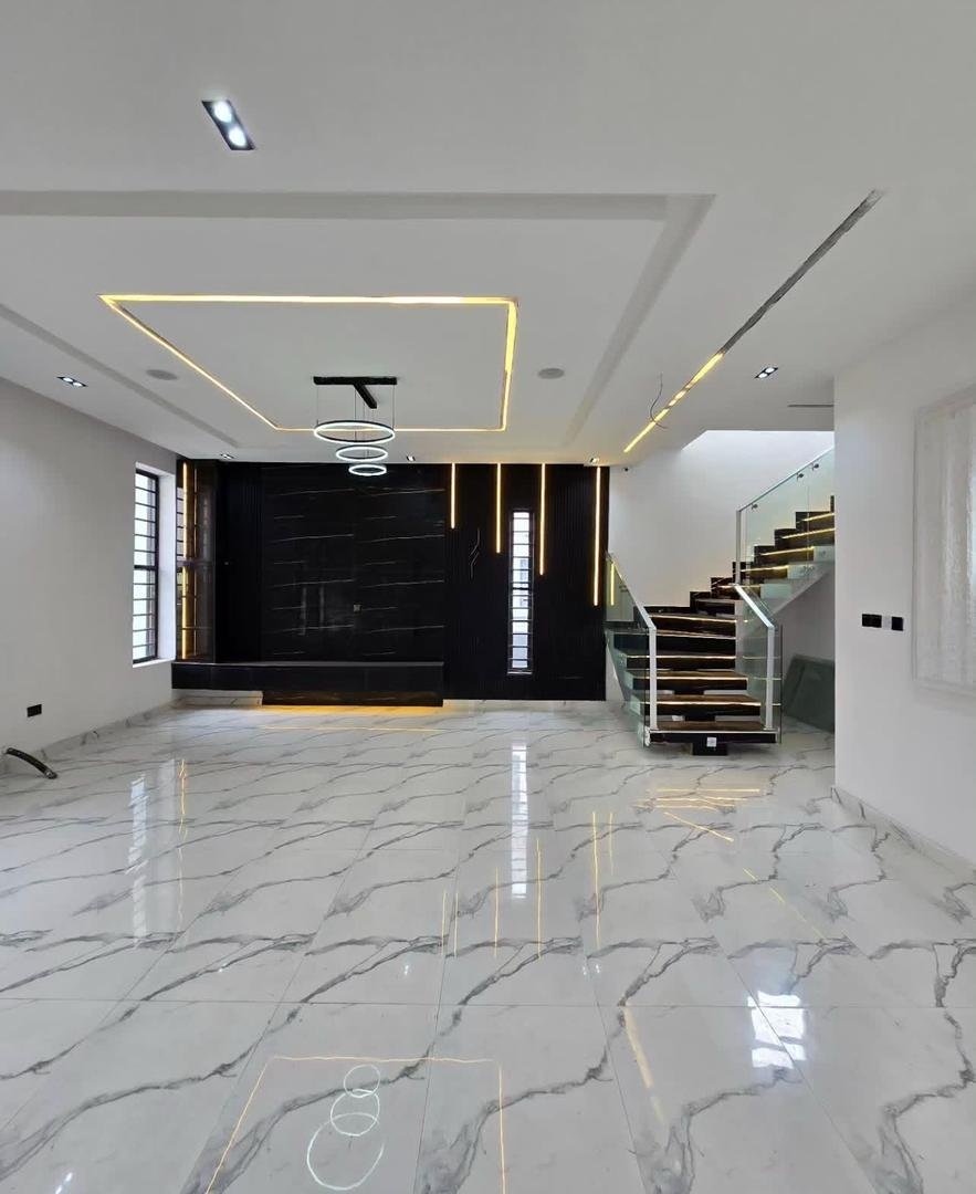 4 Bed Detached Duplex - Image 2