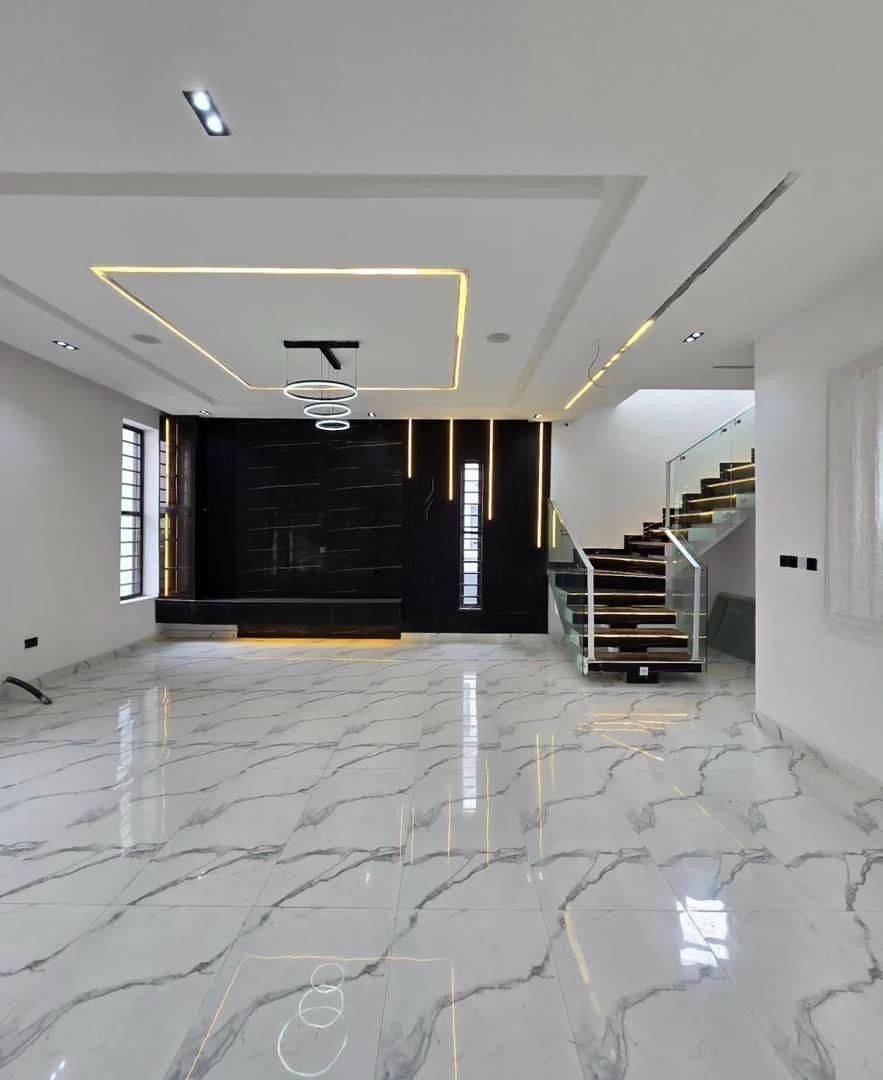 4 Bed Detached Duplex + BQ & Swimming Pool - Image 5