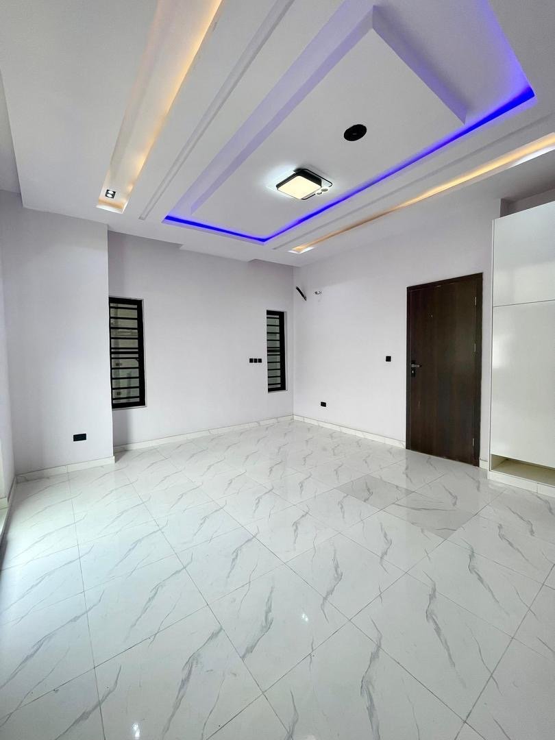 4 Bed Semi-Detached Duplex With BQ - Image 4
