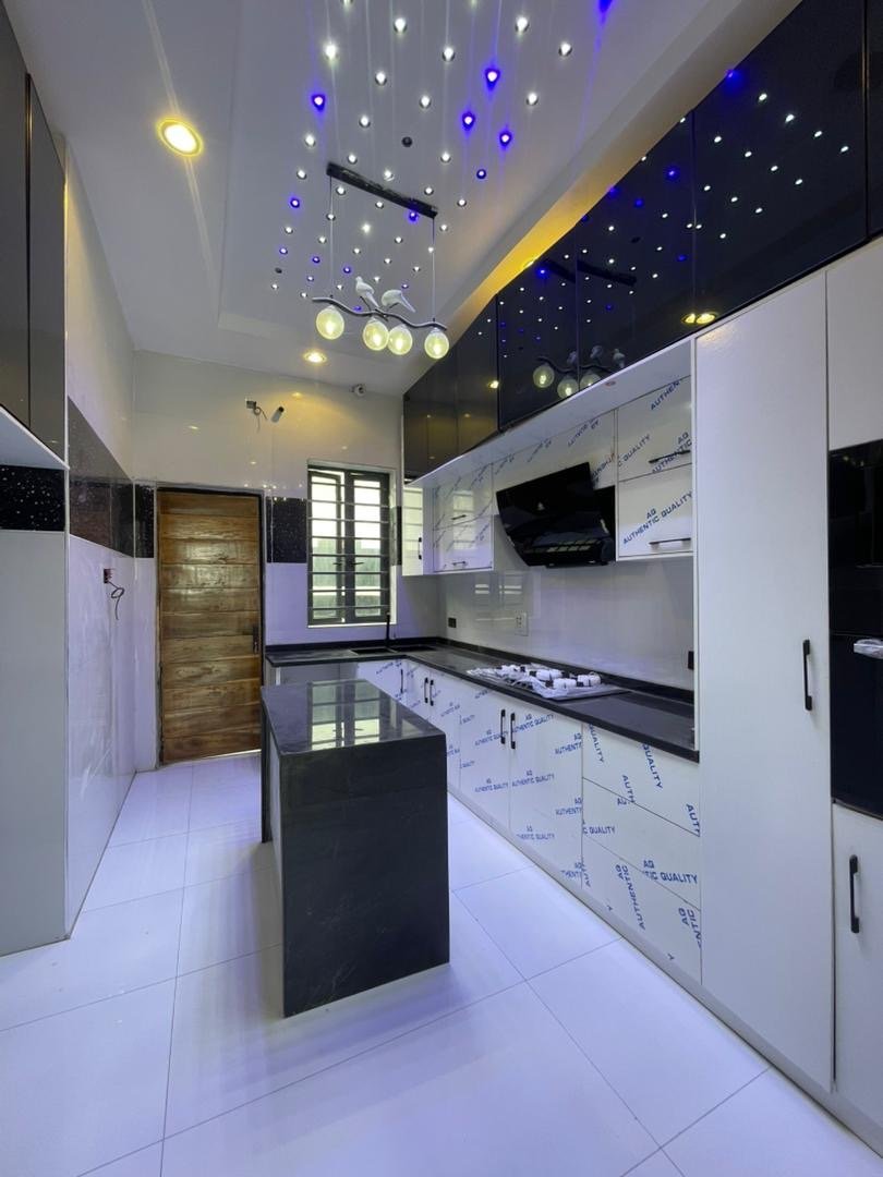 4 Bedroom Fully Detached Duplex - Image 7