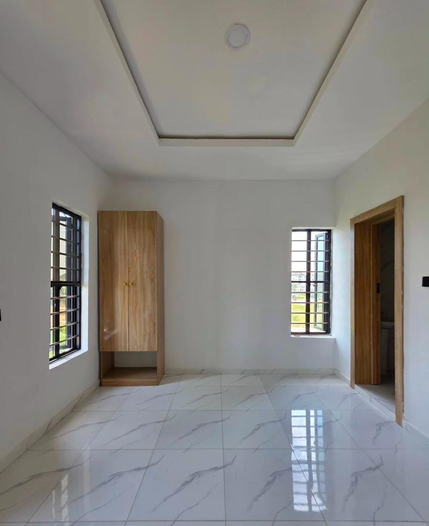 4 Bedroom Fully Detached Duplex With BQ - Image 7