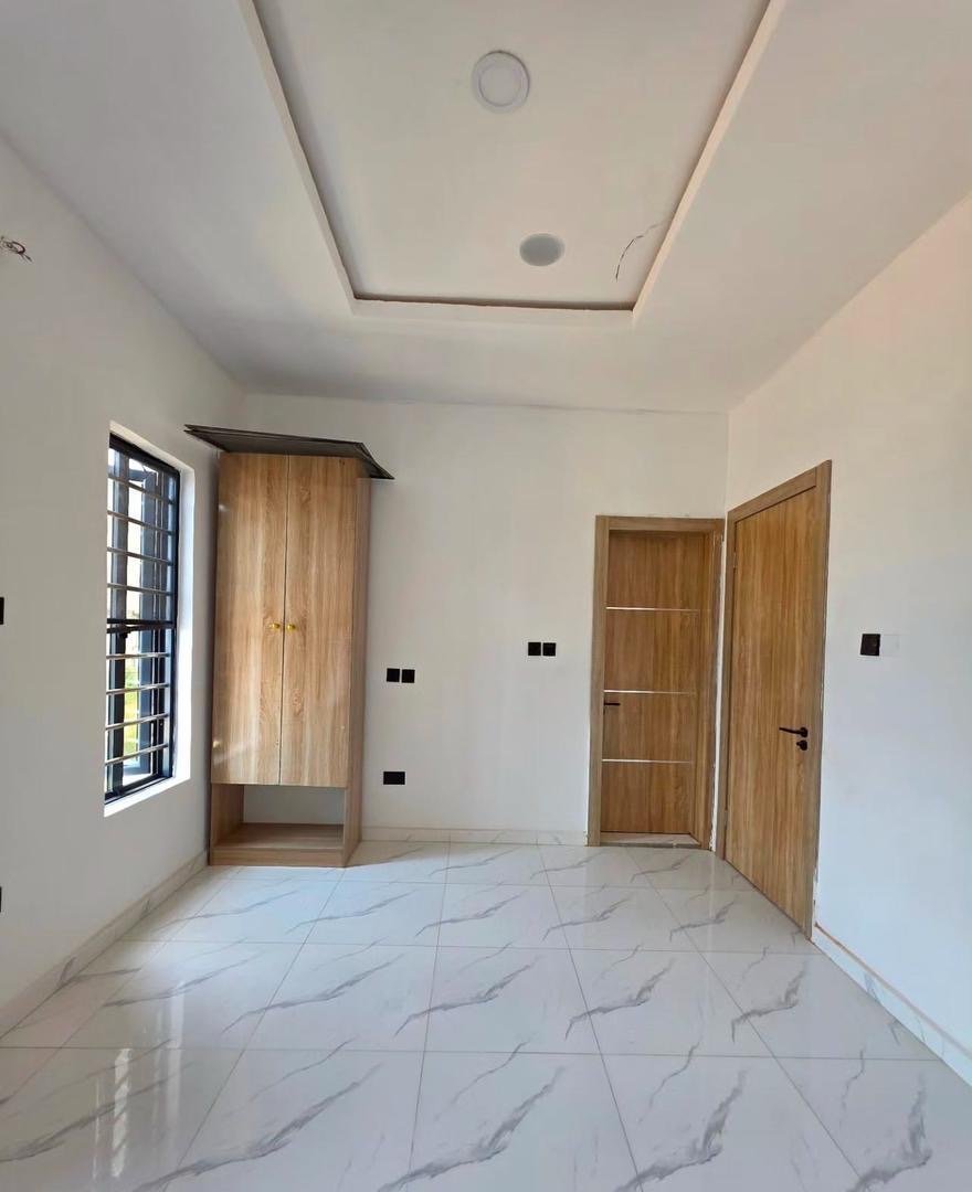 4 Bedroom Fully Detached Duplex With BQ - Image 8