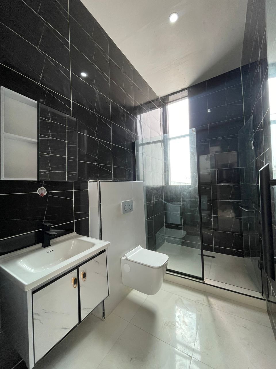 4 Bedroom Semi-Detached Duplex - Image 6