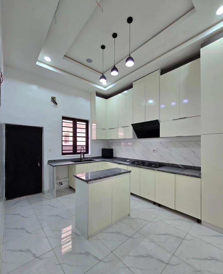 4 Bedroom Semi-Detached Duplex - Image 2