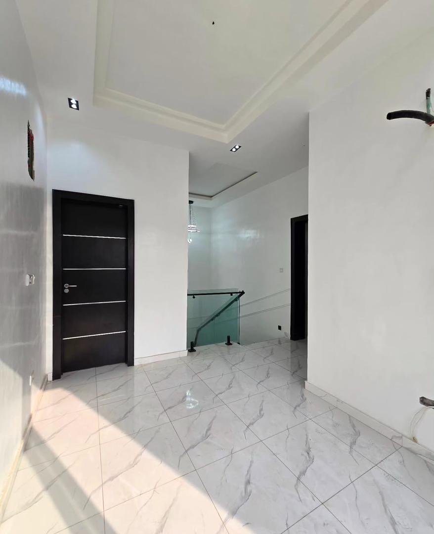 4 Bedroom Semi-Detached Duplex - Image 6