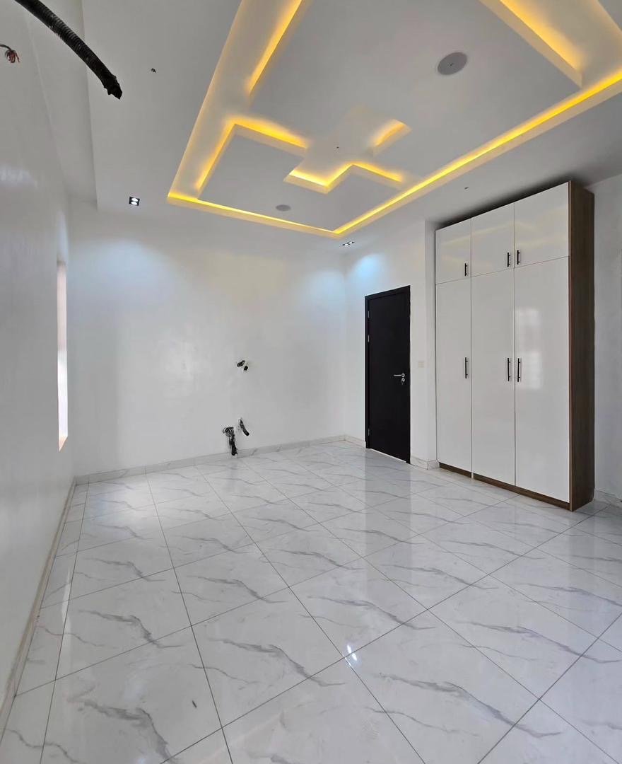 4 Bedroom Semi-Detached Duplex - Image 7