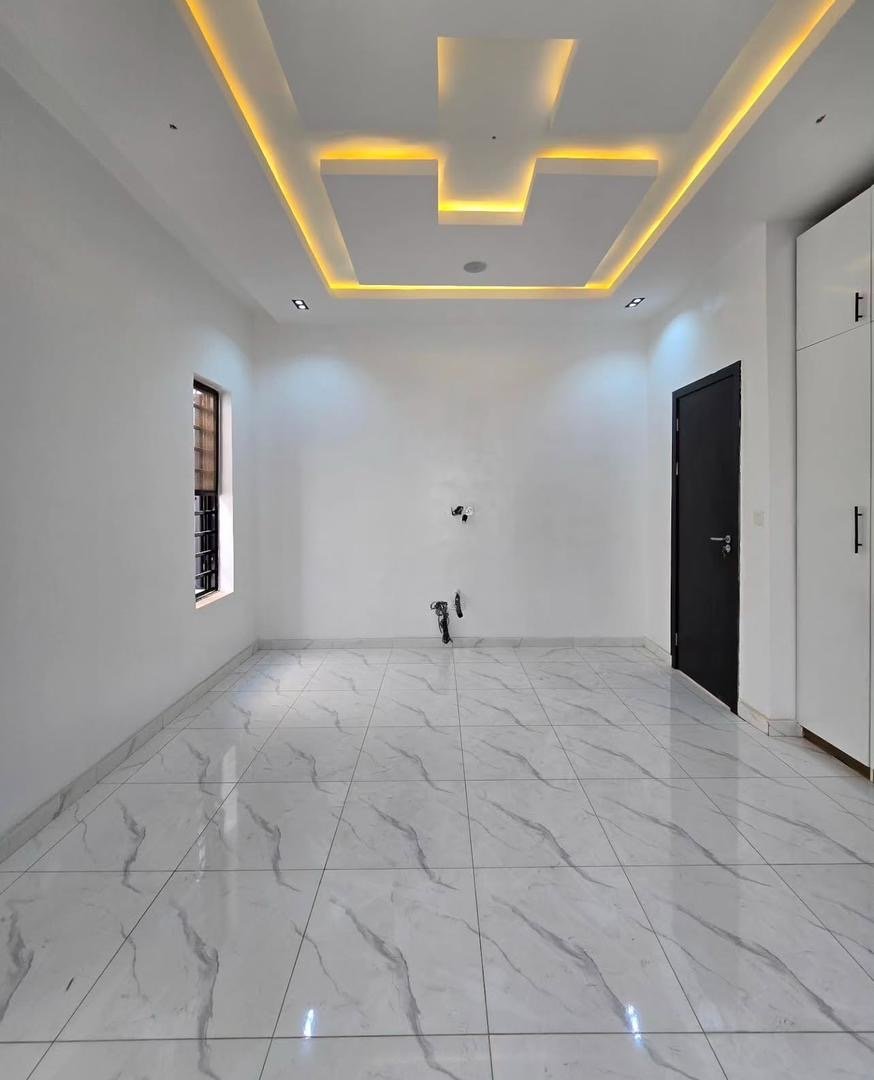 4 Bedroom Semi-Detached Duplex - Image 8