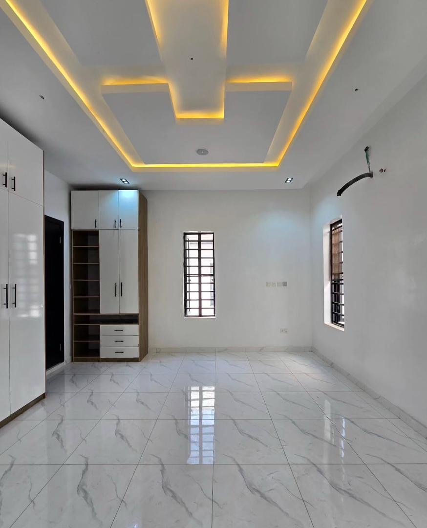 4 Bedroom Semi-Detached Duplex - Image 9