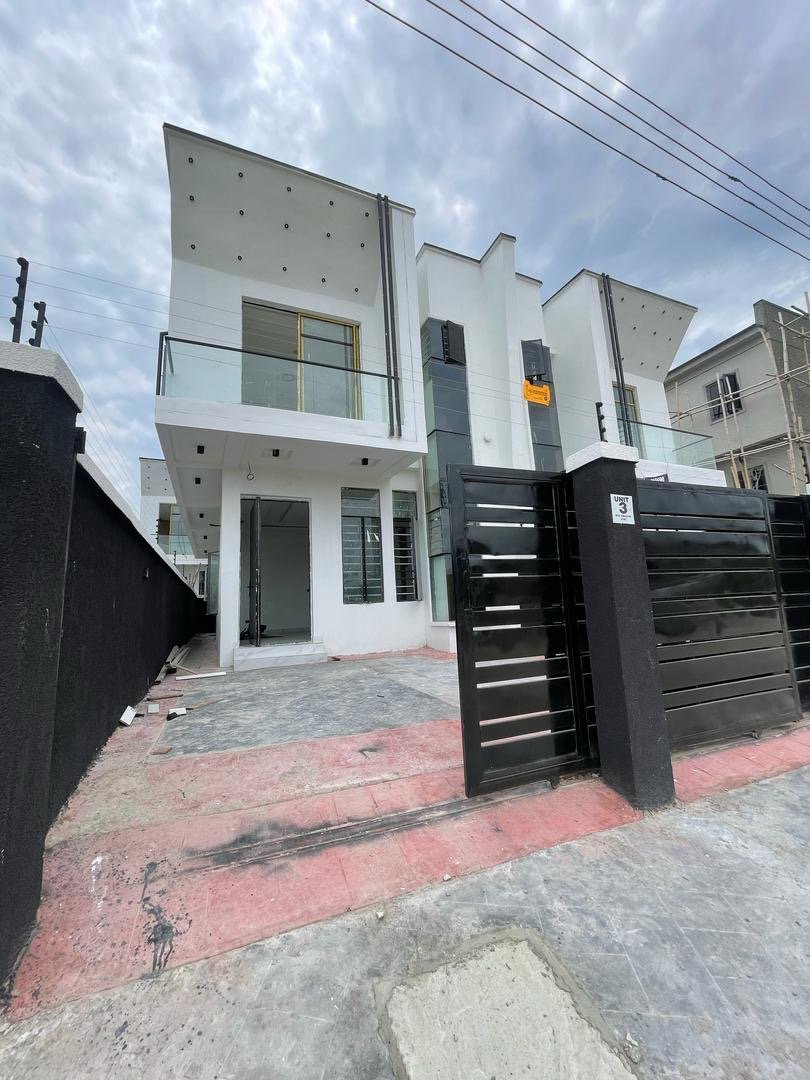 4 Bedroom Semi-Detached Duplex - Image 10