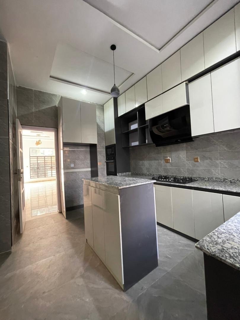 4 Bedroom Semi-Detached Duplex - Image 6