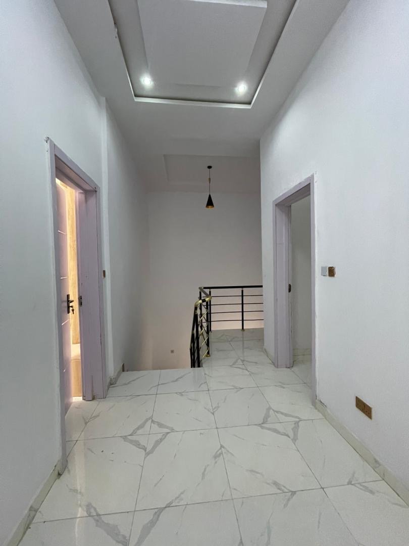 4 Bedroom Semi-Detached Duplex - Image 8