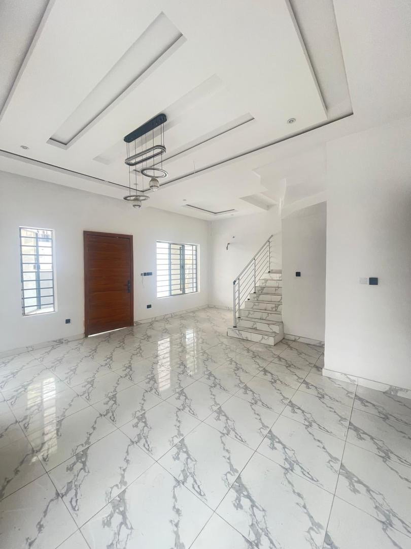 4 Bedroom Terrace Duplex - Image 2