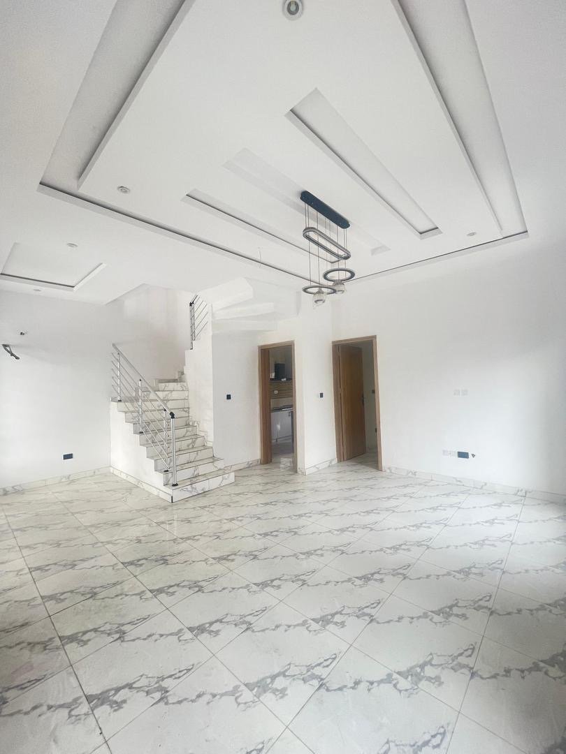 4 Bedroom Terrace Duplex - Image 4