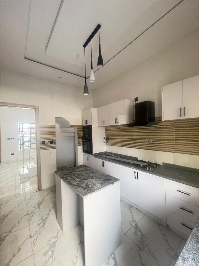 4 Bedroom Terrace Duplex - Image 7