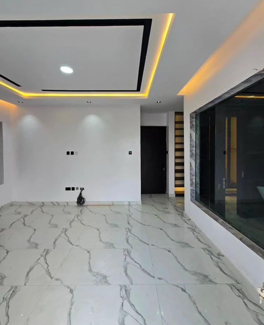 4 Bedroom Terrace Duplex - Image 5
