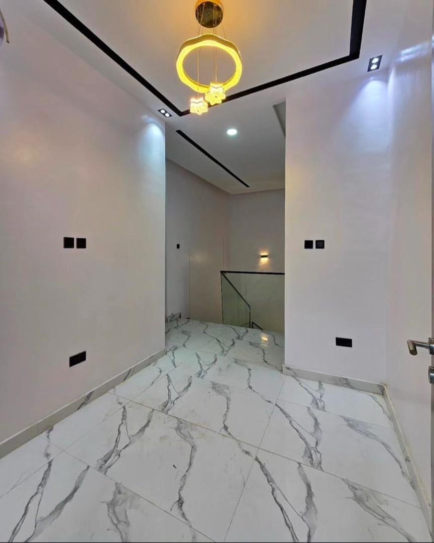 4 Bedroom Terrace Duplex - Image 8