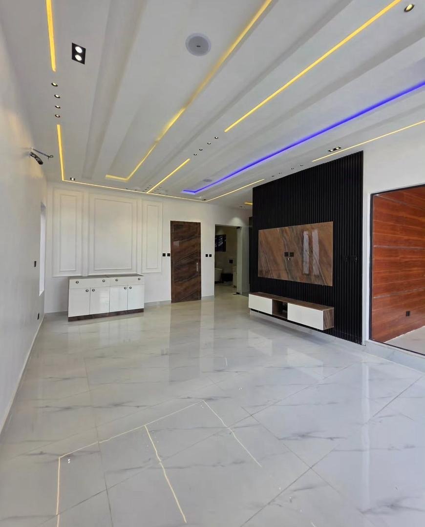 5 Bed Detached Duplex With BQ And Swimming Pool - Image 10