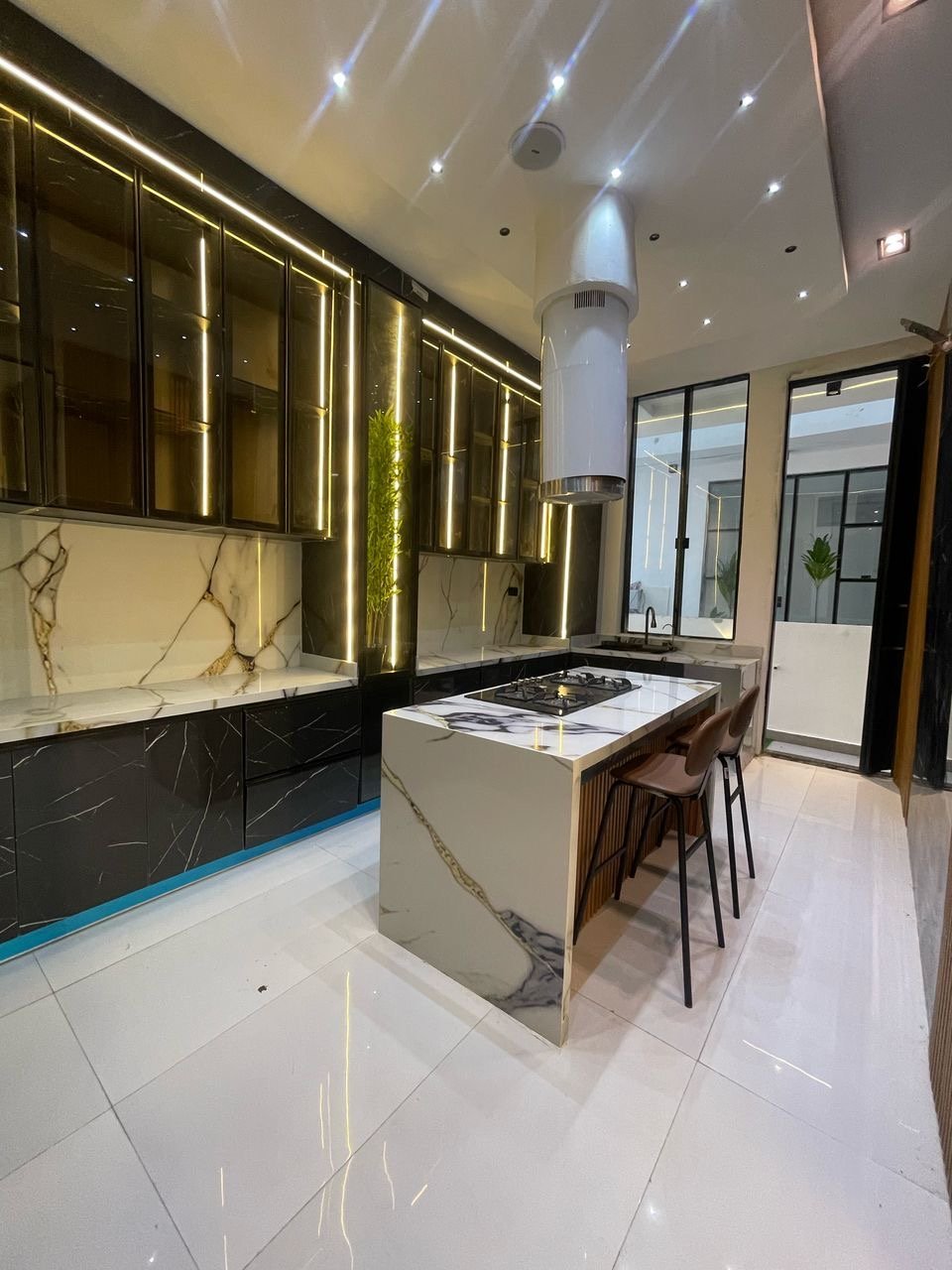 5 Bed Detached Triplex With BQ - Image 5