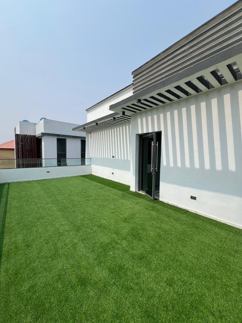 5 Bed Detached With Swimming Pool And BQ - Image 3