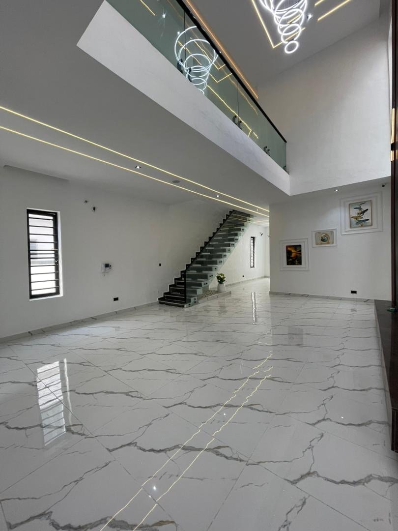 5 Bedroom Detached Duplex - Image 3