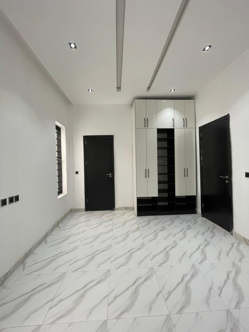 5 Bedroom Detached Duplex - Image 10