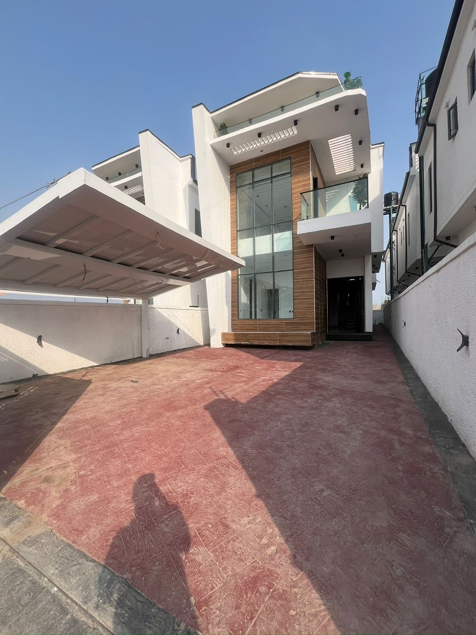 5 Bedroom Detached Duplex