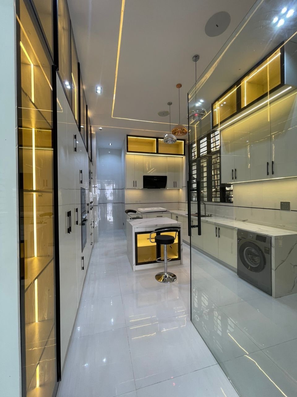 5 Bedroom Detached Duplex With Swimming Pool - Image 5