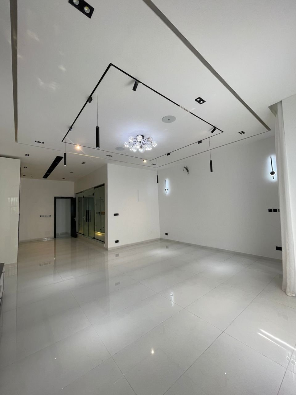 5 Bedroom Detached Duplex With Swimming Pool - Image 6