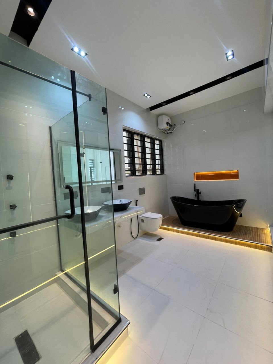 5 Bedroom Detached Duplex With Swimming Pool - Image 9