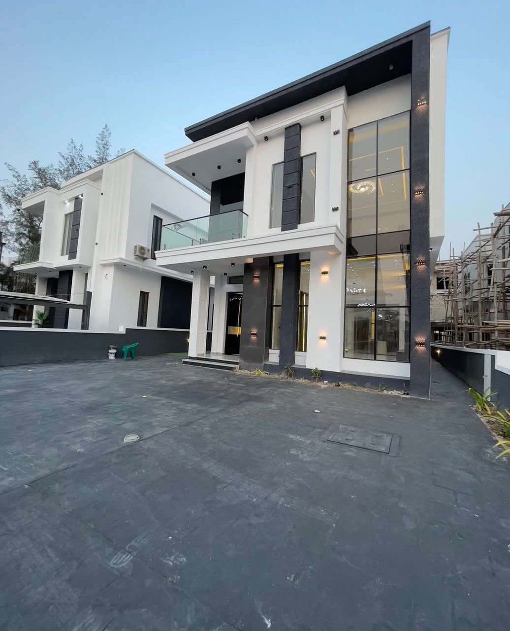 5 Bedroom Detached Duplex