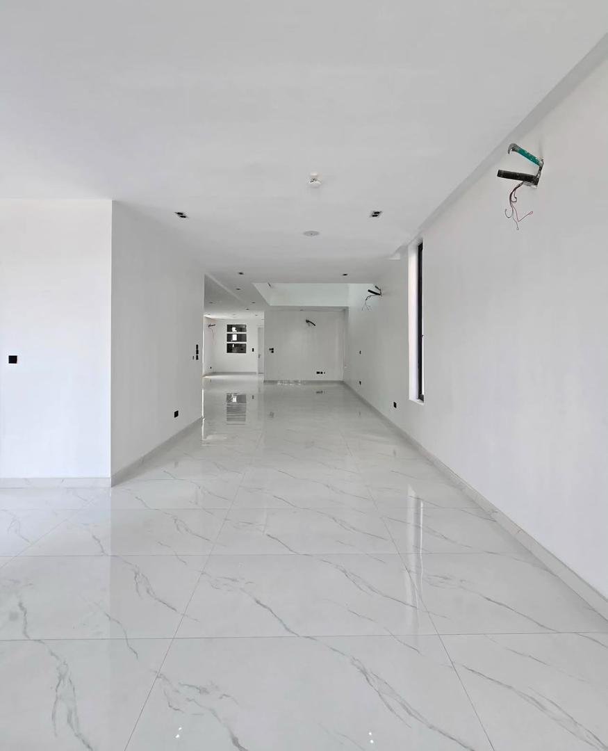 5 Bedroom Detached Home - Image 3
