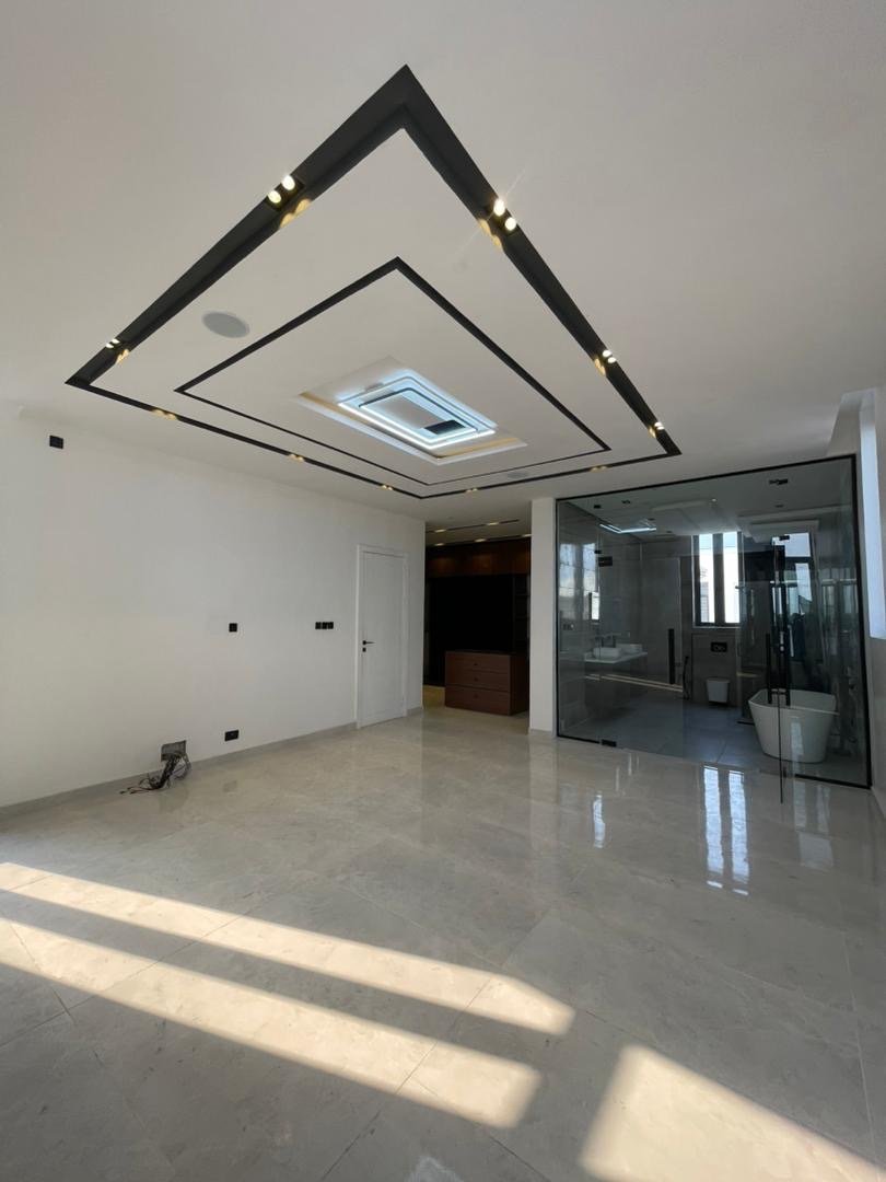 5 Bedroom Detached Triplex - Image 3