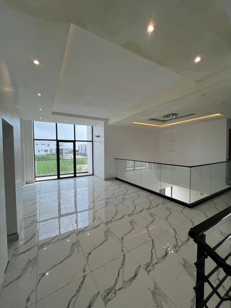 5 Bedroom Fully Detached Duplex - Image 7