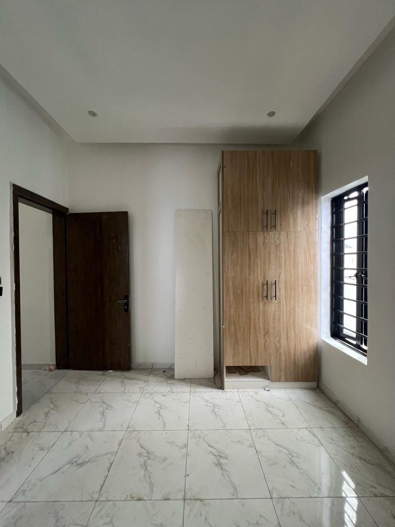 5 Bedroom Fully Detached Duplex - Image 6