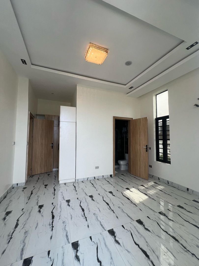 5 Bedroom Fully Detached Duplex - Image 10