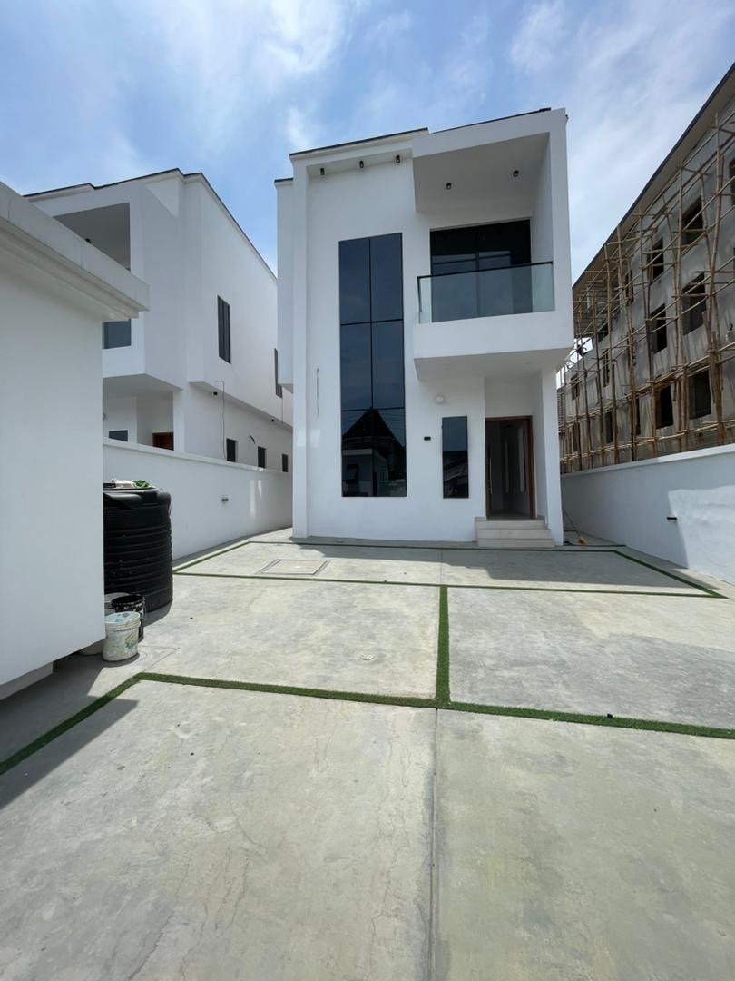 5 Bedroom Fully Detached Duplex With A BQ - Image 2