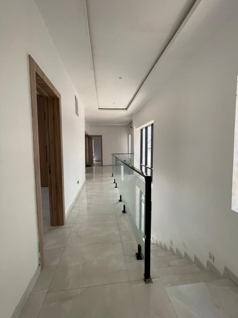 5 Bedroom Fully Detached Duplex With A BQ - Image 9