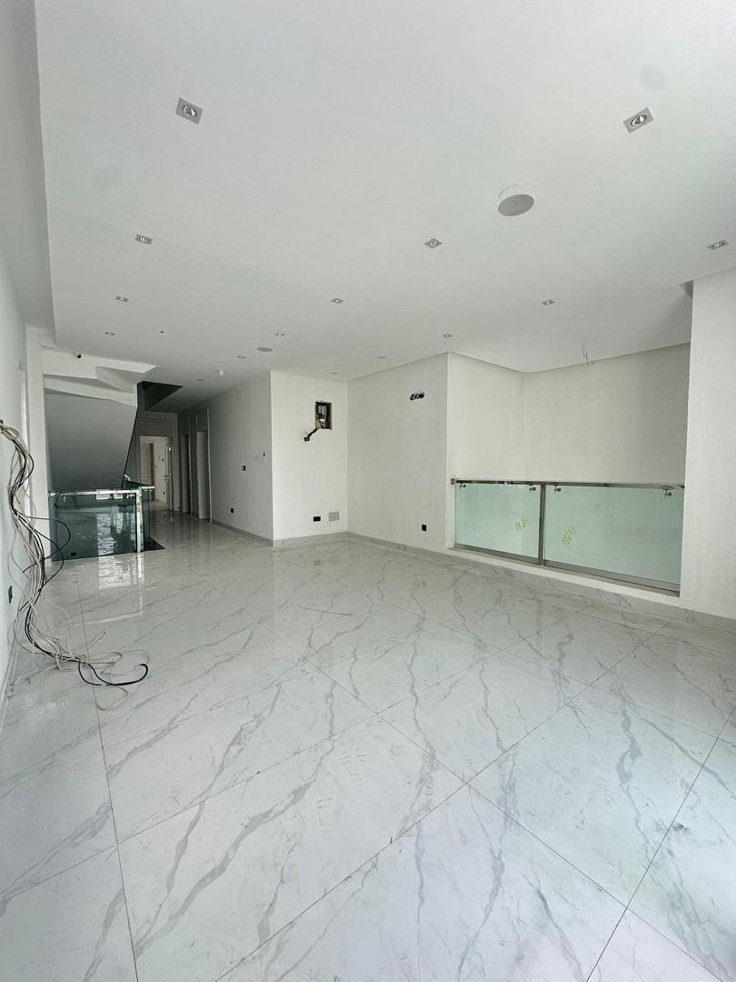 5 Bedroom Fully Detached Duplex - Image 6