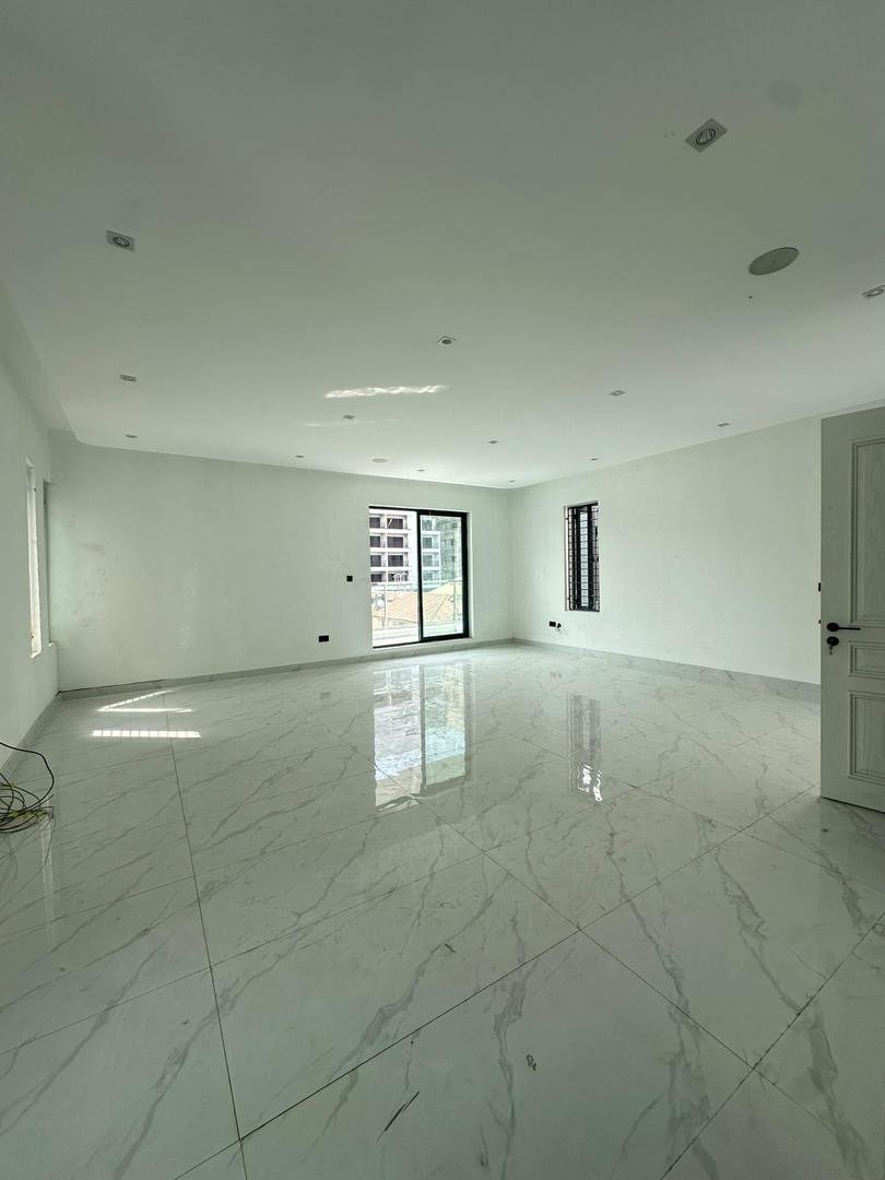 5 Bedroom Fully Detached Duplex - Image 7