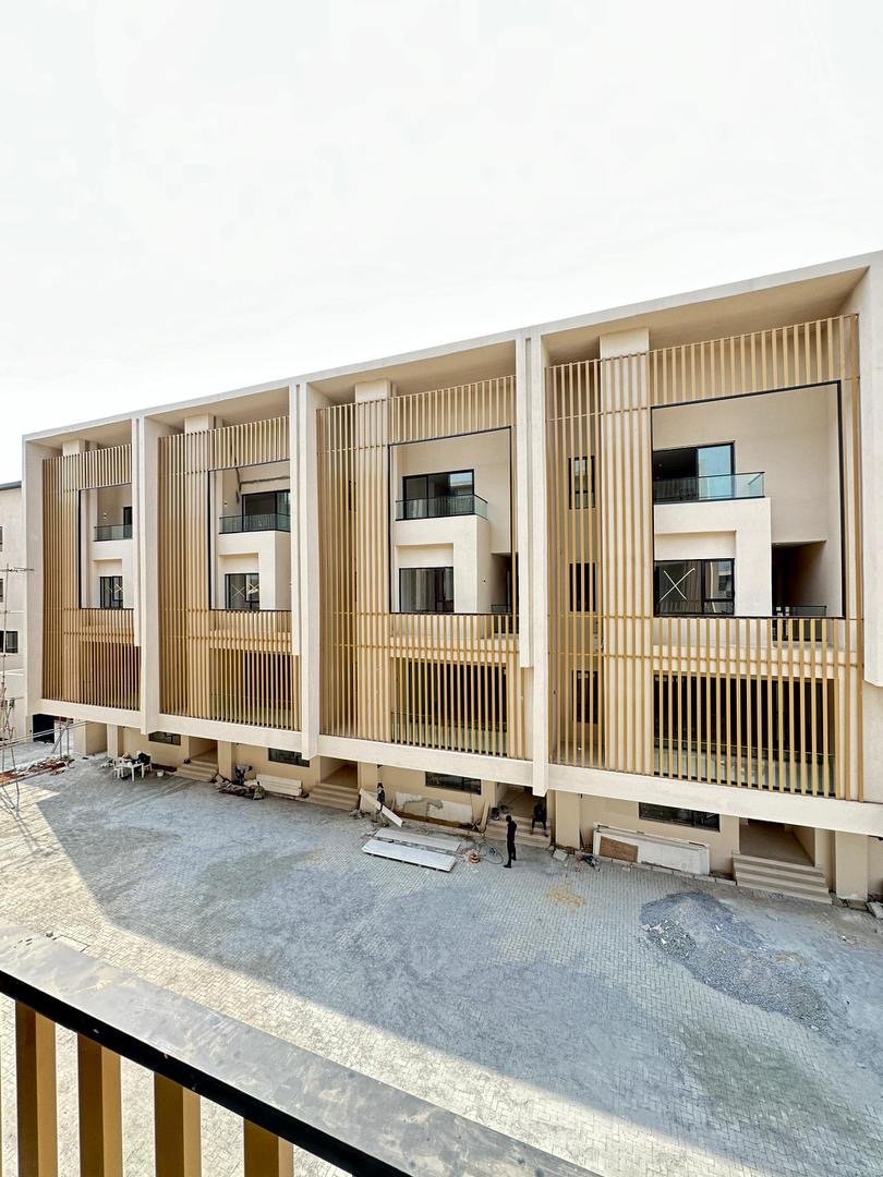 5 Bedroom Terraced Duplex