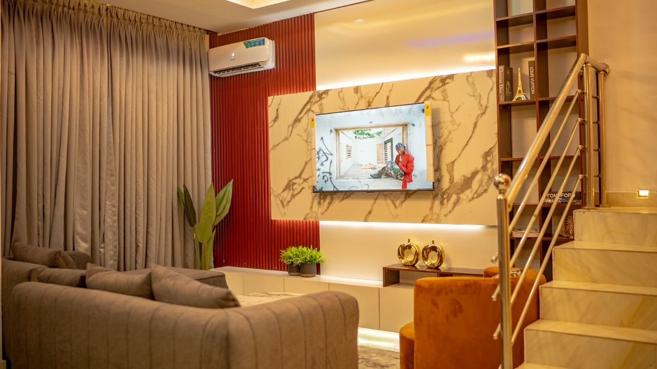 Short & Long Stay Apartment - Image 4