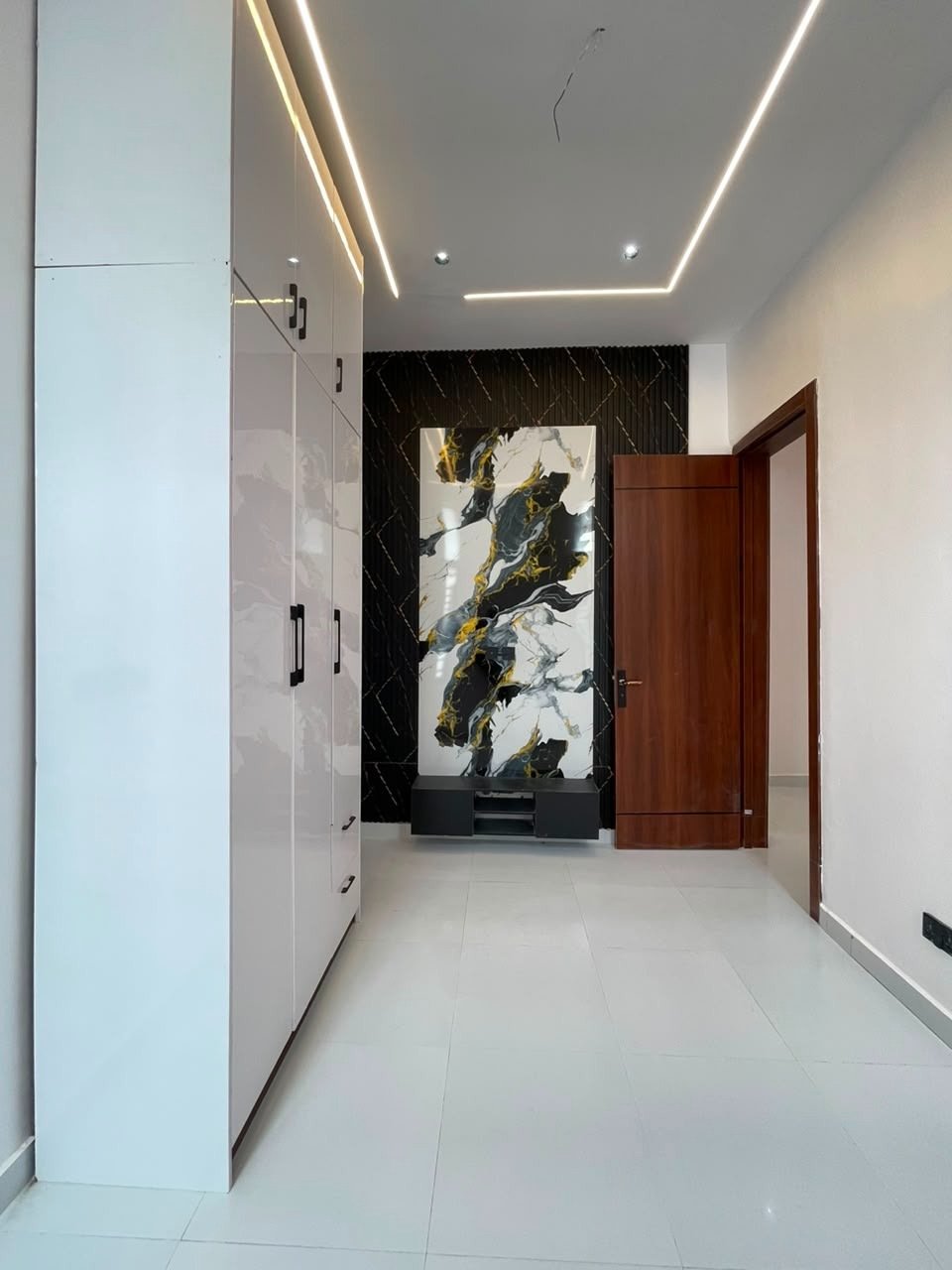 4 Bedrooms Detached Duplex with BQ - Image 4